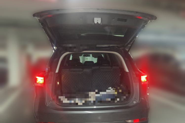 Used CHANGAN OSHAN X7 PLUS 2022 1.5T Blue Whale Edition Automatic Prestige 7-Seater Trunk