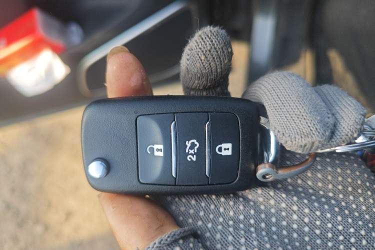 Used CHANGAN OSHAN X7 PLUS 2022 1.5T Manual Luxury Version Vehicle Key