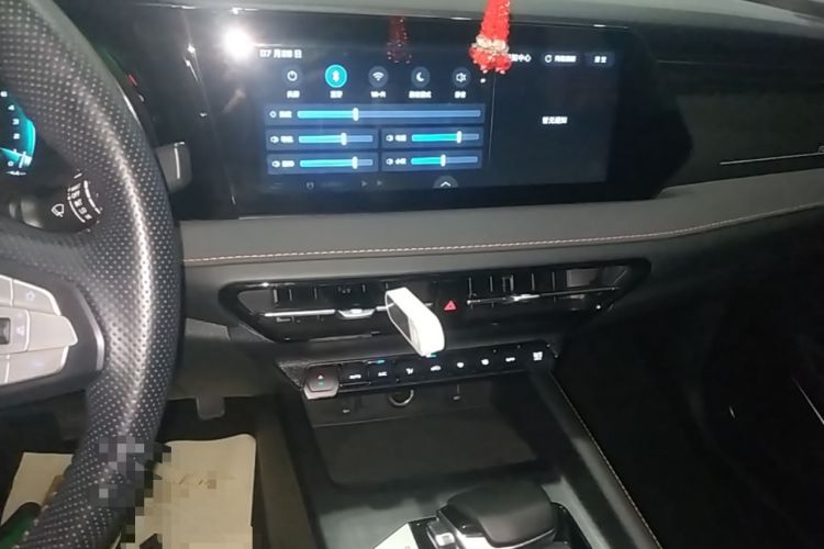 Used CHANGAN OSHAN X7 PLUS 2022 1.5T Blue Whale Edition Automatic Prestige Version Audio And AC Panel