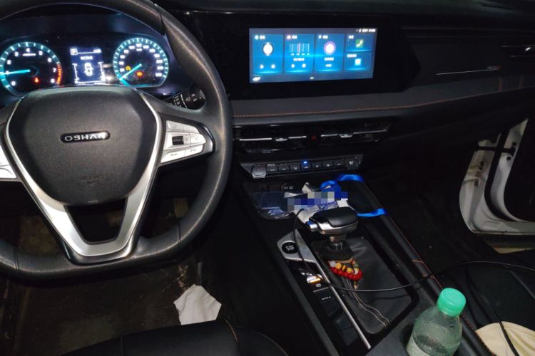 Used CHANGAN OSHAN X7 PLUS 2022 1.5T Blue Whale Edition Automatic Luxury Trim Audio And AC Panel