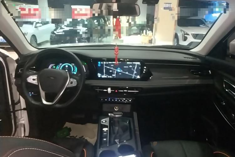 Used CHANGAN OSHAN X7 PLUS 2022 1.5T Blue Whale Edition Automatic Prestige Version Center Console