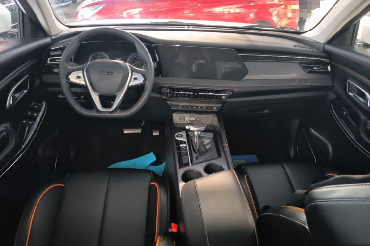 Used CHANGAN OSHAN X7 PLUS 2022 1.5T Blue Whale Edition Automatic Luxury Trim Center Console