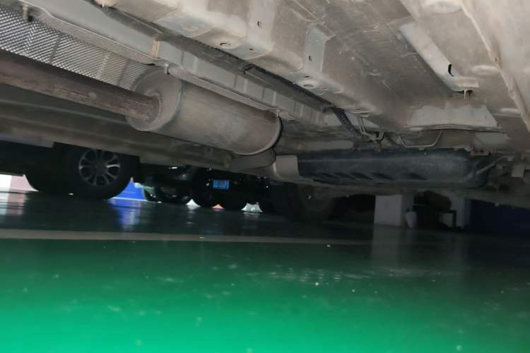 Used CHANGAN OSHAN X7 PLUS 2022 1.5T Blue Whale Edition Automatic Prestige Version Chassis Front Left