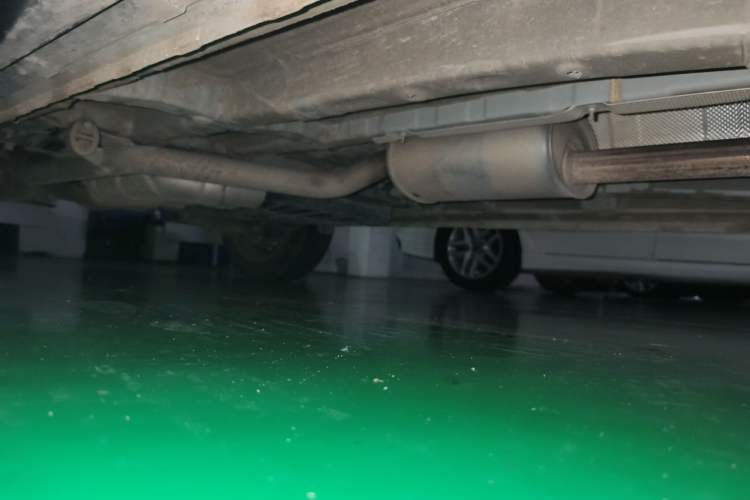 Used CHANGAN OSHAN X7 PLUS 2022 1.5T Blue Whale Edition Automatic Prestige Version Chassis Front Right