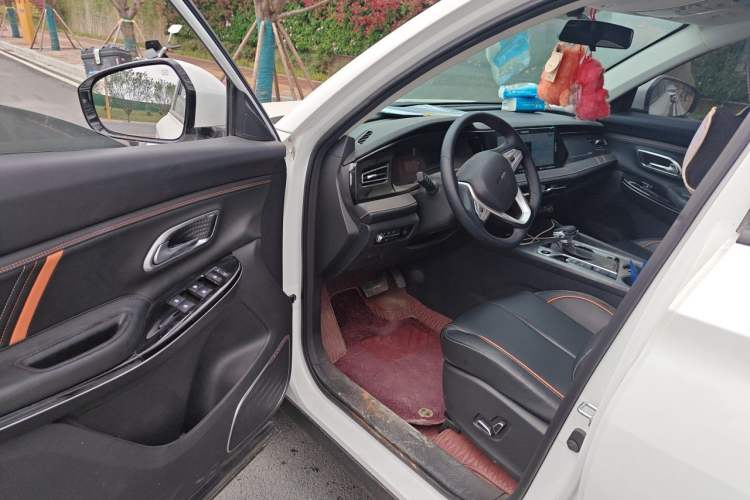 Used CHANGAN OSHAN X7 PLUS 2022 1.5T Blue Whale Edition Automatic Prestige 7-Seater Driver Seat