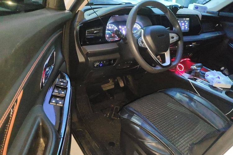 Used CHANGAN OSHAN X7 PLUS 2022 1.5T Blue Whale Edition Automatic Luxury Version Driver Seat