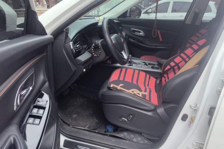 Used CHANGAN OSHAN X7 PLUS 2022 1.5T Blue Whale Edition Automatic Prestige Version Driver Seat