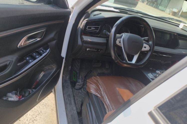 Used CHANGAN OSHAN X7 PLUS 2022 1.5T Blue Whale Edition Automatic Luxury Version Driver Seat
