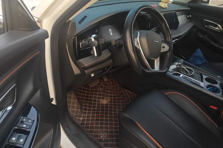 Used CHANGAN OSHAN X7 PLUS 2022 1.5T Blue Whale Edition Automatic Prestige Version Driver Seat