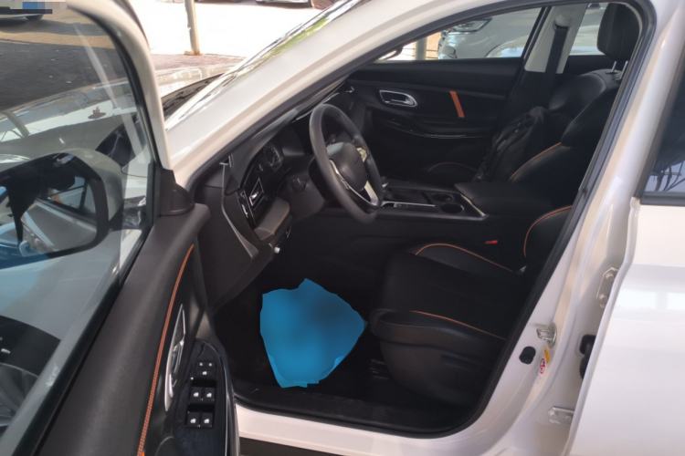 Used CHANGAN OSHAN X7 PLUS 2022 1.5T Blue Whale Edition Automatic Luxury Trim Driver Seat