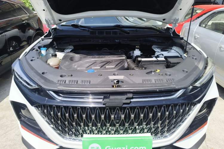 Used CHANGAN OSHAN X7 PLUS 2022 1.5T Blue Whale Edition Automatic ZhiZun Model Engine Bay