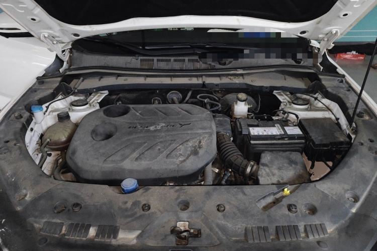 Used CHANGAN OSHAN X7 PLUS 2022 1.5T Blue Whale Edition Automatic Geeker Navigation Model Engine Bay