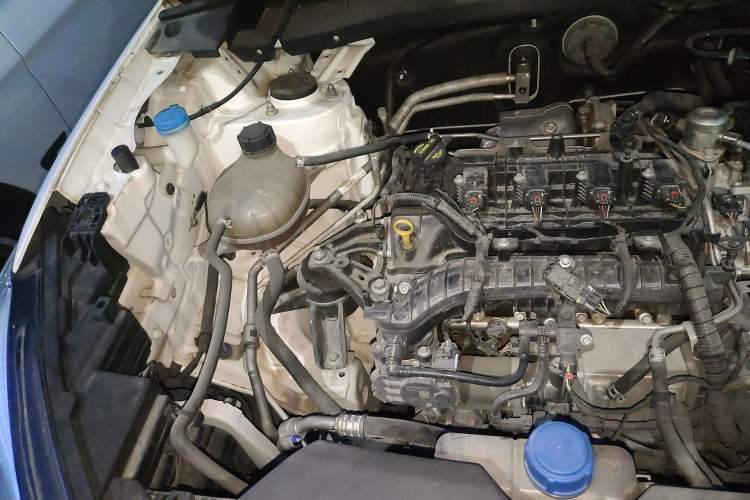 Used CHANGAN OSHAN X7 PLUS 2022 1.5T Blue Whale Edition Automatic Luxury Version Engine Bay Right