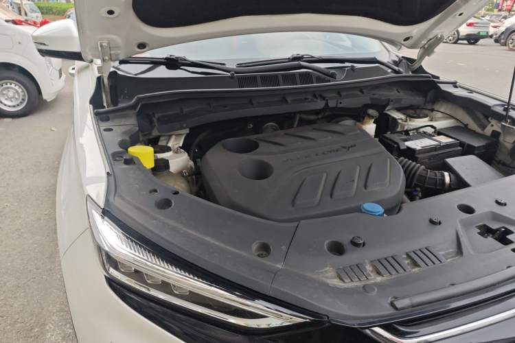 Used CHANGAN OSHAN X7 PLUS 2022 1.5T Blue Whale Edition Automatic ZhiZun Model Engine Bay Right