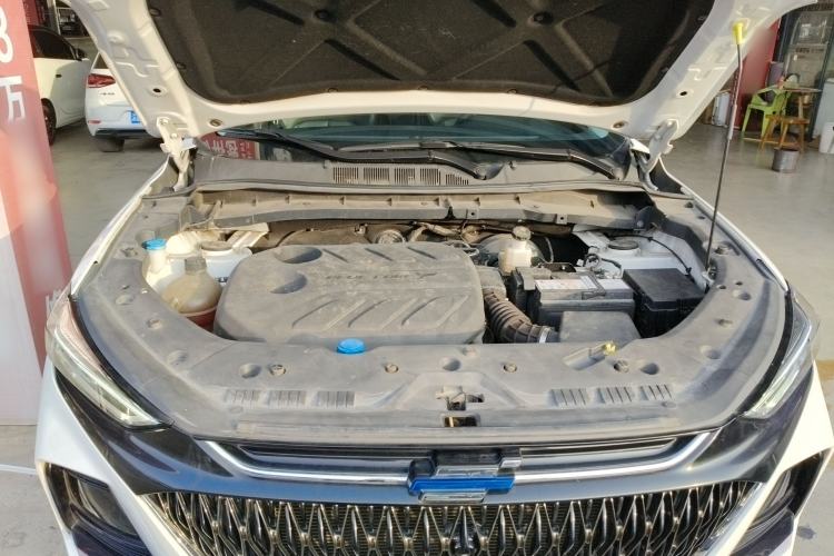 Used CHANGAN OSHAN X7 PLUS 2022 1.5T Blue Whale Edition Automatic Prestige Version Engine Bay