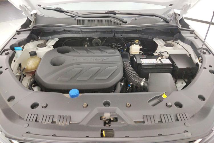Used CHANGAN OSHAN X7 PLUS 2022 1.5T Blue Whale Edition Automatic Prestige Version Engine Bay