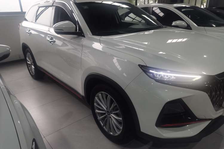 Used CHANGAN OSHAN X7 PLUS 2022 1.5T Blue Whale Edition Automatic Prestige Version Exterior 2