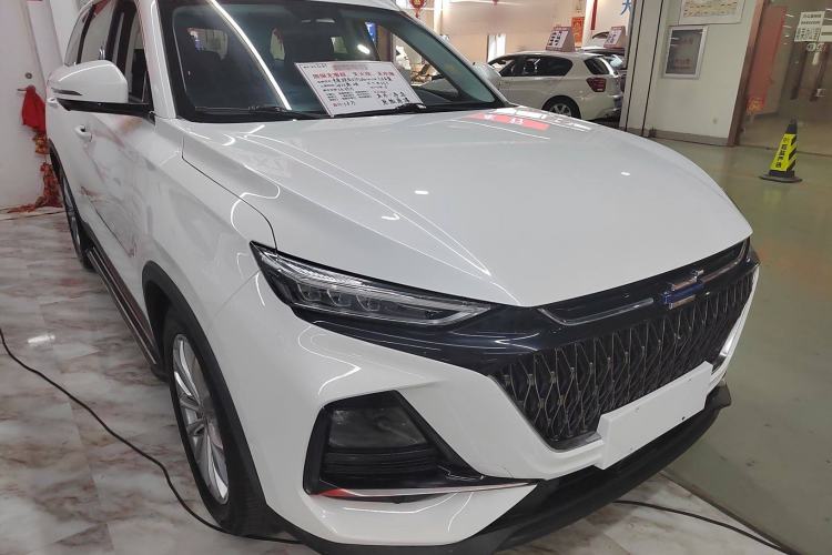 Used CHANGAN OSHAN X7 PLUS 2022 1.5T Blue Whale Edition Automatic Geeker Navigation Model Exterior 2
