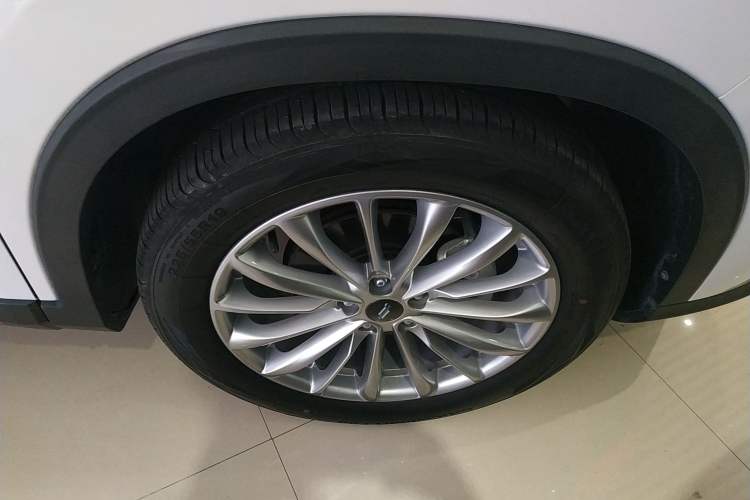 Used CHANGAN OSHAN X7 PLUS 2022 1.5T Blue Whale Edition Automatic Prestige Version Exterior 3