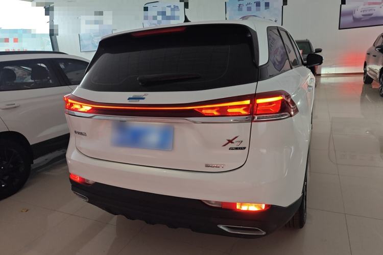 Used CHANGAN OSHAN X7 PLUS 2022 1.5T Blue Whale Edition Automatic Prestige Version Exterior 4