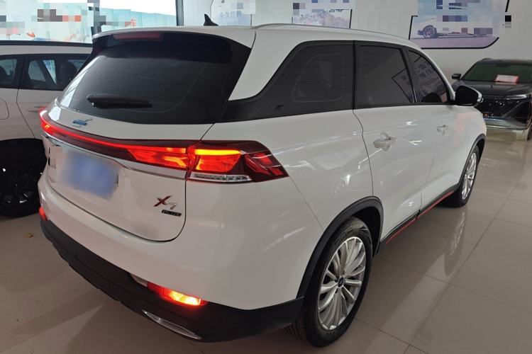 Used CHANGAN OSHAN X7 PLUS 2022 1.5T Blue Whale Edition Automatic Prestige Version Exterior 5