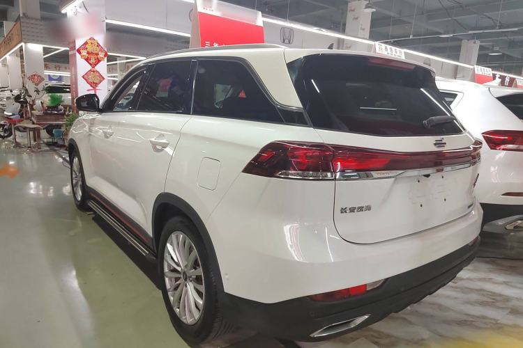 Used CHANGAN OSHAN X7 PLUS 2022 1.5T Blue Whale Edition Automatic Geeker Navigation Model Exterior 5