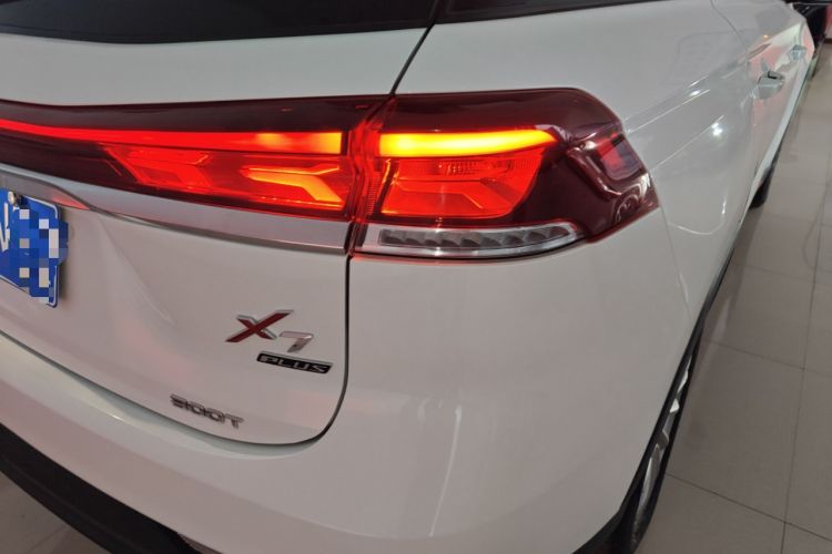 Used CHANGAN OSHAN X7 PLUS 2022 1.5T Blue Whale Edition Automatic Prestige Version Exterior 6