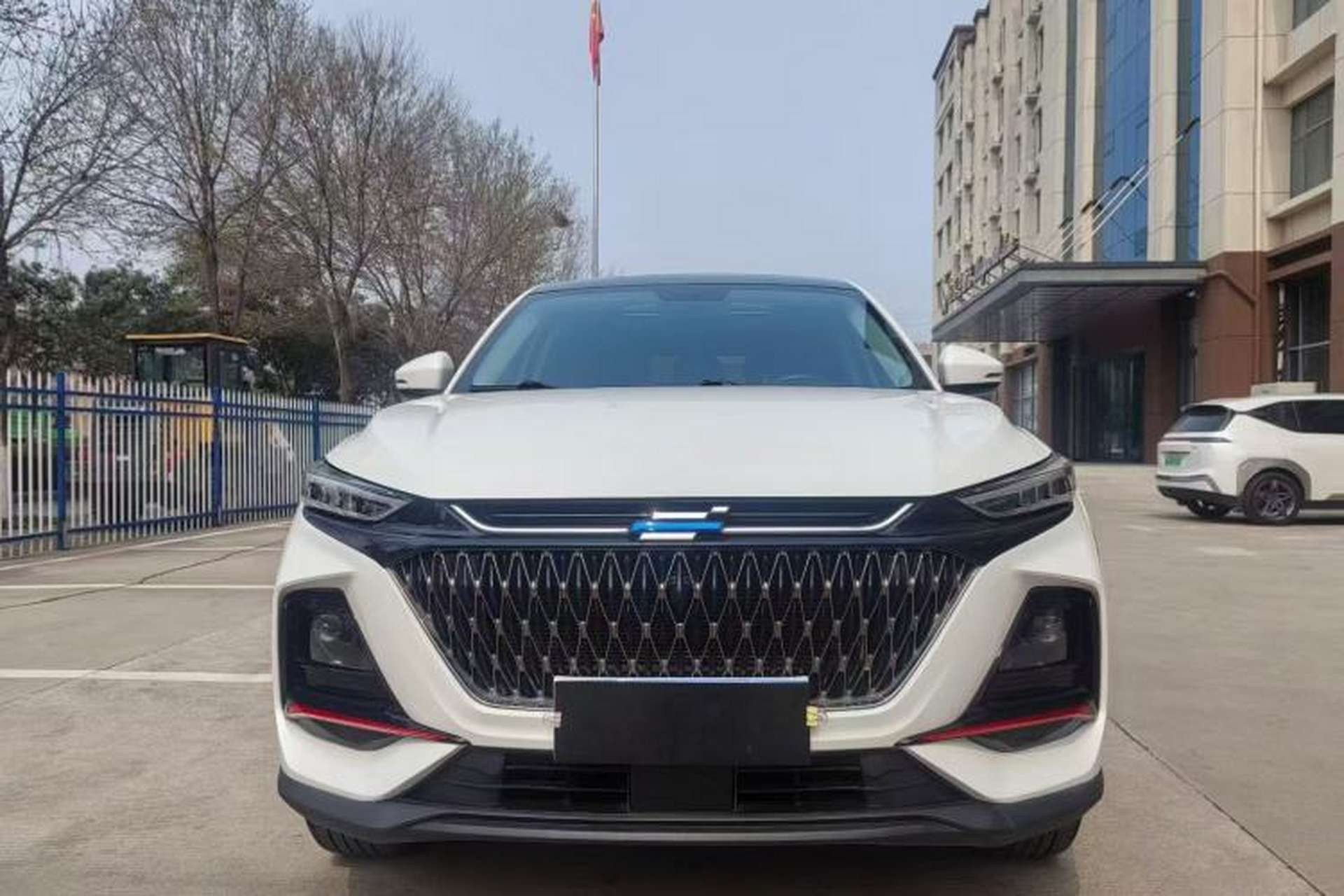 Used CHANGAN OSHAN X7 PLUS 2022 1.5T Blue Whale Edition Automatic Luxury Trim Exterior 7