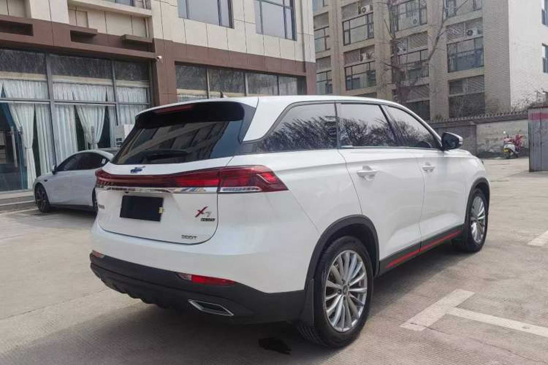 Used CHANGAN OSHAN X7 PLUS 2022 1.5T Blue Whale Edition Automatic Luxury Trim Exterior 8