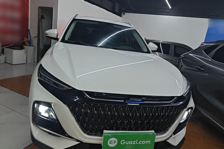 Used CHANGAN OSHAN X7 PLUS 2022 1.5T Blue Whale Edition Automatic Geeker Navigation Model Front