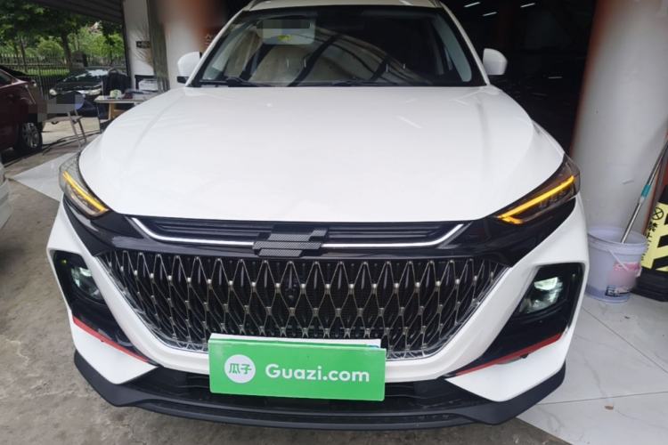 Used CHANGAN OSHAN X7 PLUS 2022 1.5T Blue Whale Edition Automatic ZhiZun Model Front