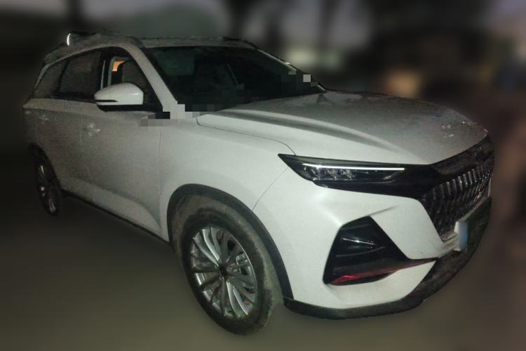 Used CHANGAN OSHAN X7 PLUS 2022 1.5T Blue Whale Edition Automatic Prestige 7-Seater Front Right 45 Deg