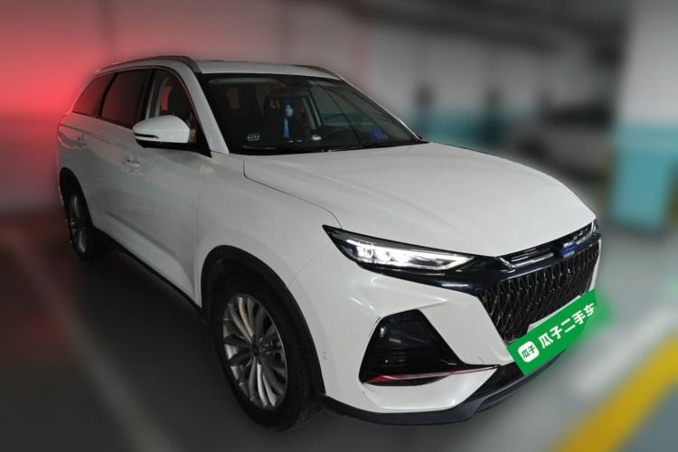 Used CHANGAN OSHAN X7 PLUS 2022 1.5T Blue Whale Edition Automatic Geeker Navigation Model Front Right 45 Deg