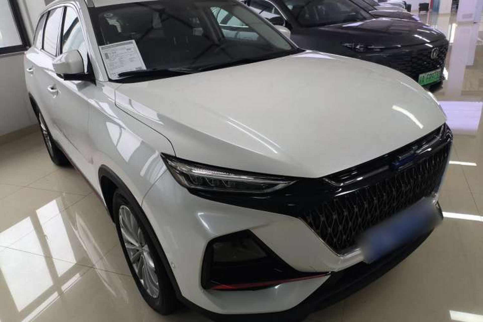 Used CHANGAN OSHAN X7 PLUS 2022 1.5T Blue Whale Edition Automatic Geeker Navigation Model Front Right 45 Deg