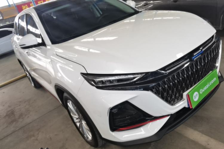 Used CHANGAN OSHAN X7 PLUS 2022 1.5T Blue Whale Edition Automatic Luxury Trim Front Right 45 Deg