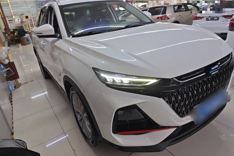 Used CHANGAN OSHAN X7 PLUS 2022 1.5T Blue Whale Edition Automatic Geeker Navigation Model Front Right 45 Deg