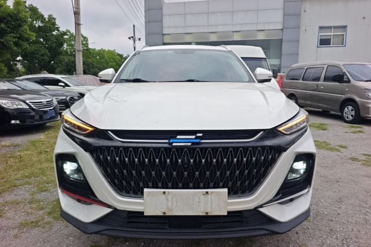Used CHANGAN OSHAN X7 PLUS 2022 1.5T Blue Whale Edition Automatic Geeker Flagship Model Front