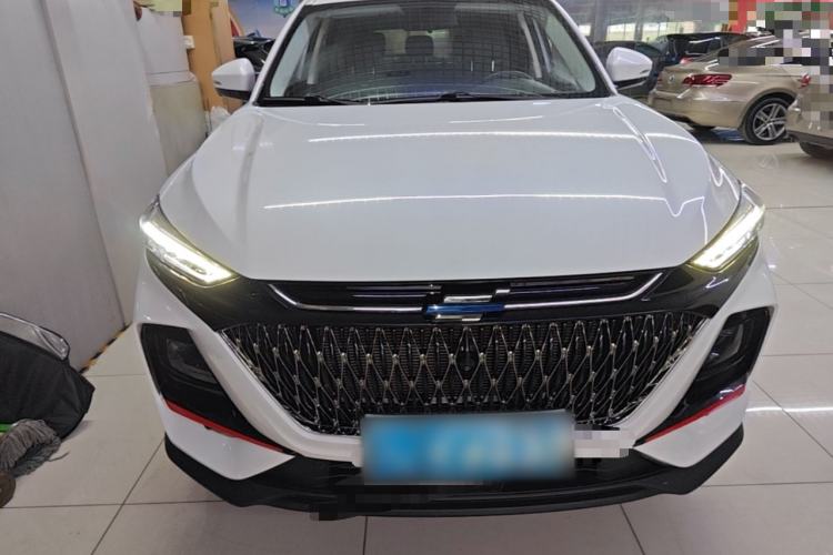 Used CHANGAN OSHAN X7 PLUS 2022 1.5T Blue Whale Edition Automatic Geeker Navigation Model Front