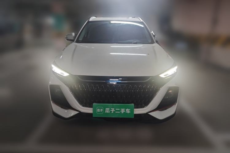 Used CHANGAN OSHAN X7 PLUS 2022 1.5T Blue Whale Edition Automatic Geeker Navigation Model Front