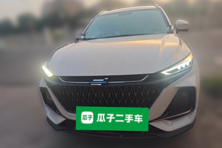 Used CHANGAN OSHAN X7 PLUS 2022 1.5T Blue Whale Edition Automatic Prestige Version Front