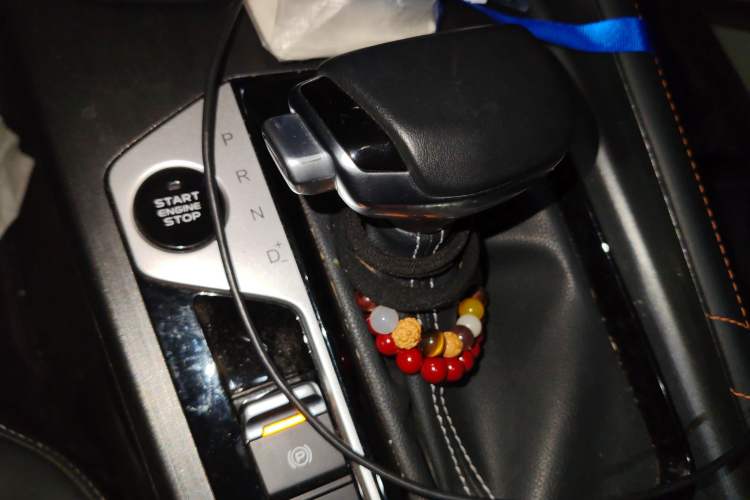 Used CHANGAN OSHAN X7 PLUS 2022 1.5T Blue Whale Edition Automatic Luxury Trim Gear Lever
