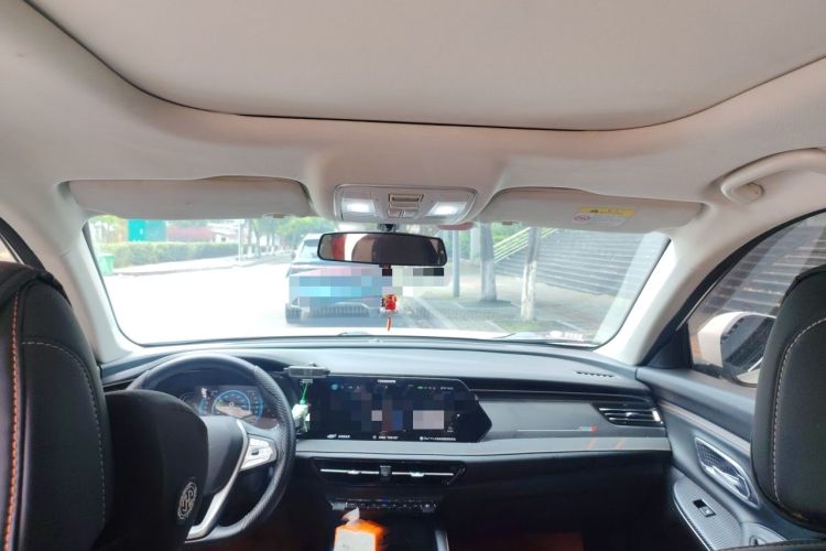 Used CHANGAN OSHAN X7 PLUS 2022 1.5T Blue Whale Edition Automatic Smart Luxury 7-Seater Headliner