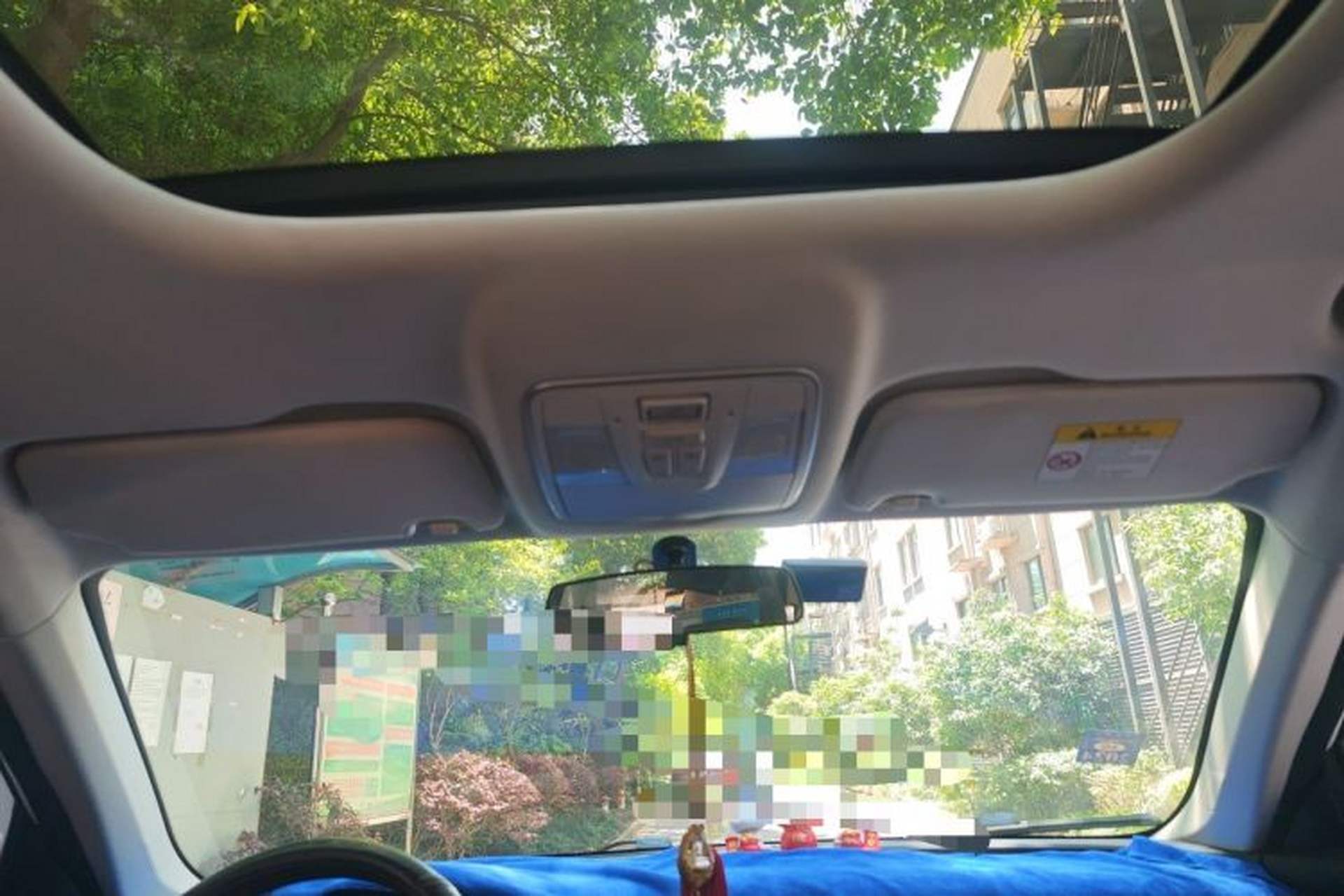 Used CHANGAN OSHAN X7 PLUS 2022 1.5T Blue Whale Edition Automatic Smart Luxury 7-Seater Headliner