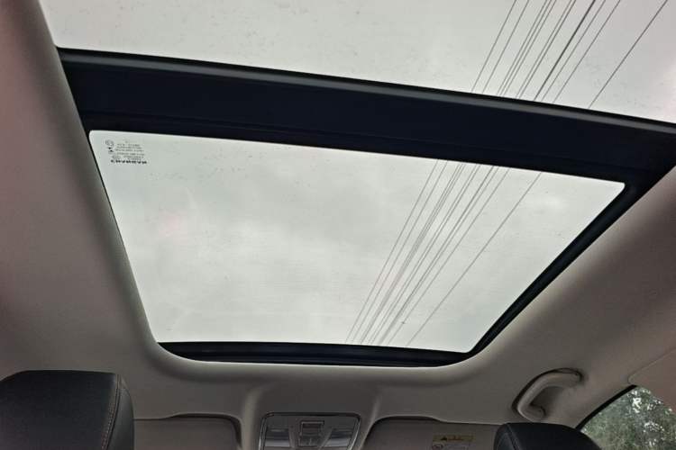 Used CHANGAN OSHAN X7 PLUS 2022 1.5T Blue Whale Edition Automatic Geeker Flagship Model Headliner
