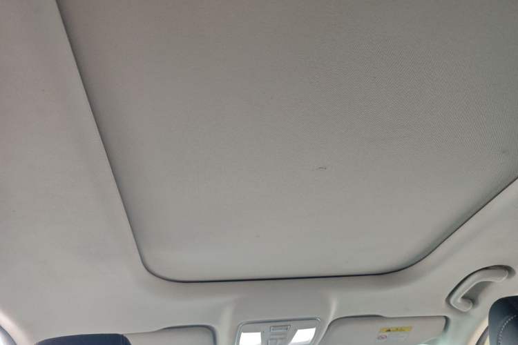 Used CHANGAN OSHAN X7 PLUS 2022 1.5T Blue Whale Edition Automatic Prestige Version Headliner