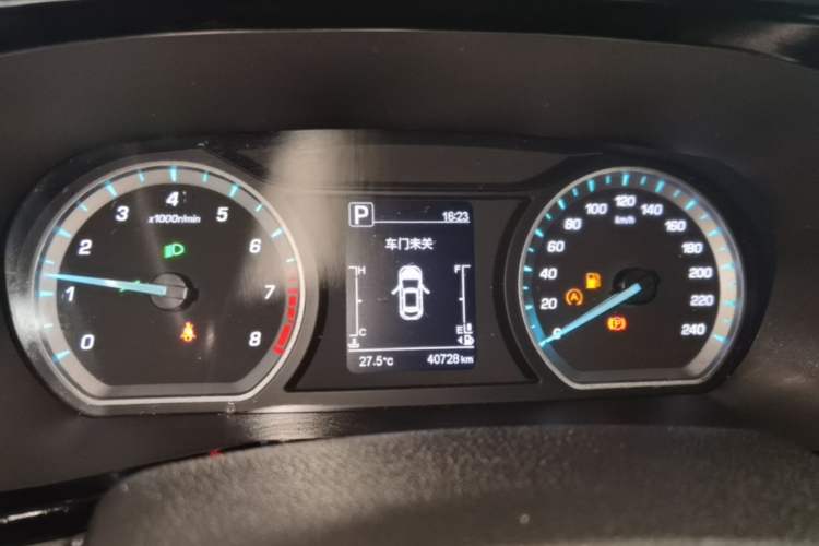 Used CHANGAN OSHAN X7 PLUS 2022 1.5T Blue Whale Edition Automatic Luxury Trim Instrument Cluster