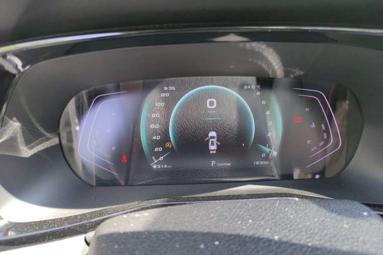 Used CHANGAN OSHAN X7 PLUS 2022 1.5T Blue Whale Edition Automatic Prestige 7-Seater Instrument Cluster