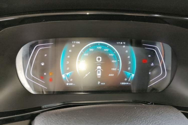 Used CHANGAN OSHAN X7 PLUS 2022 1.5T Blue Whale Edition Automatic Prestige Version Instrument Cluster