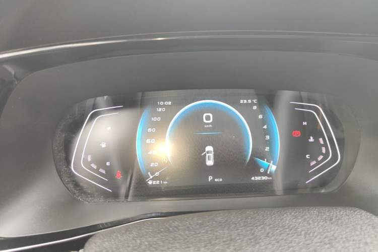 Used CHANGAN OSHAN X7 PLUS 2022 1.5T Blue Whale Edition Automatic Prestige 7-Seater Instrument Cluster