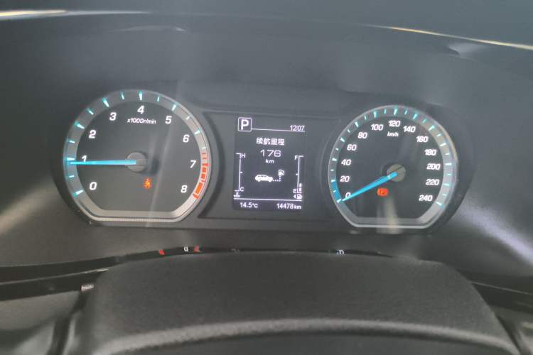 Used CHANGAN OSHAN X7 PLUS 2022 1.5T Blue Whale Edition Automatic Luxury Trim Instrument Cluster